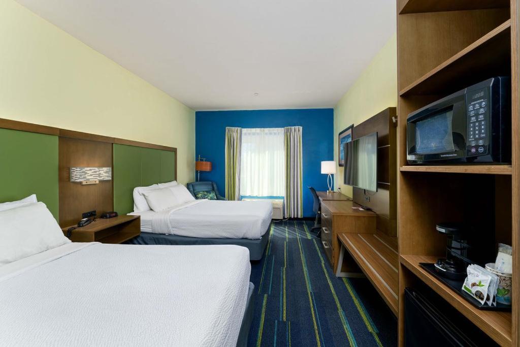 Triple Play Resort Hotel & Suites Hayden Exterior photo